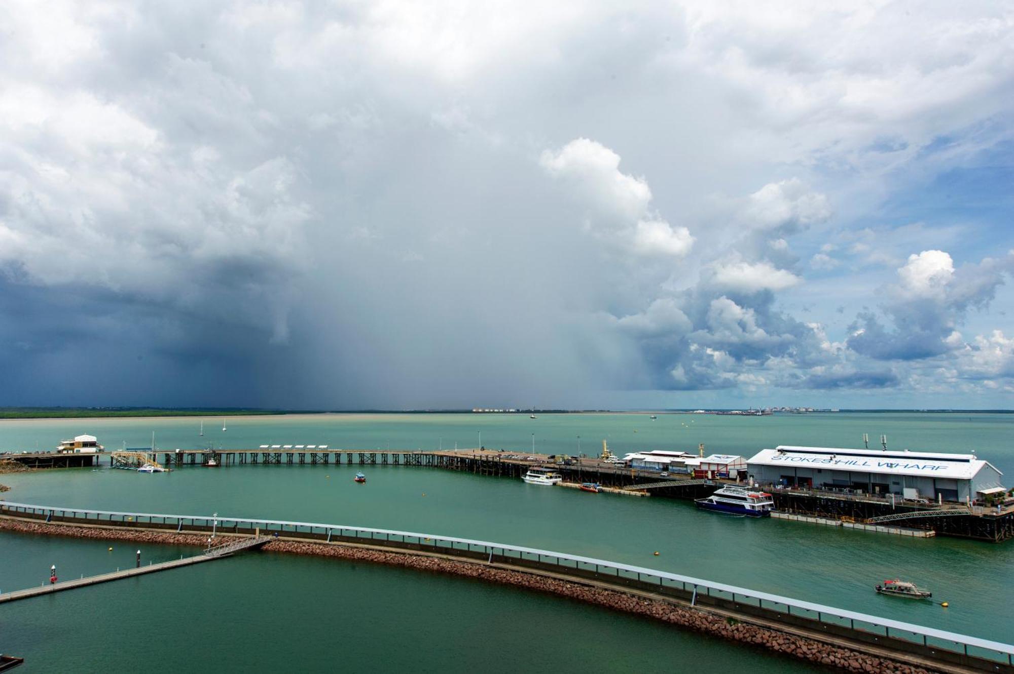 Serenity Neptuna - 3brm Luxury At Waterfront Apartment Darwin